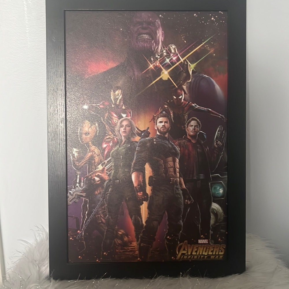 MARVEL Pyramid America 12.9X 18.9 in Artwork